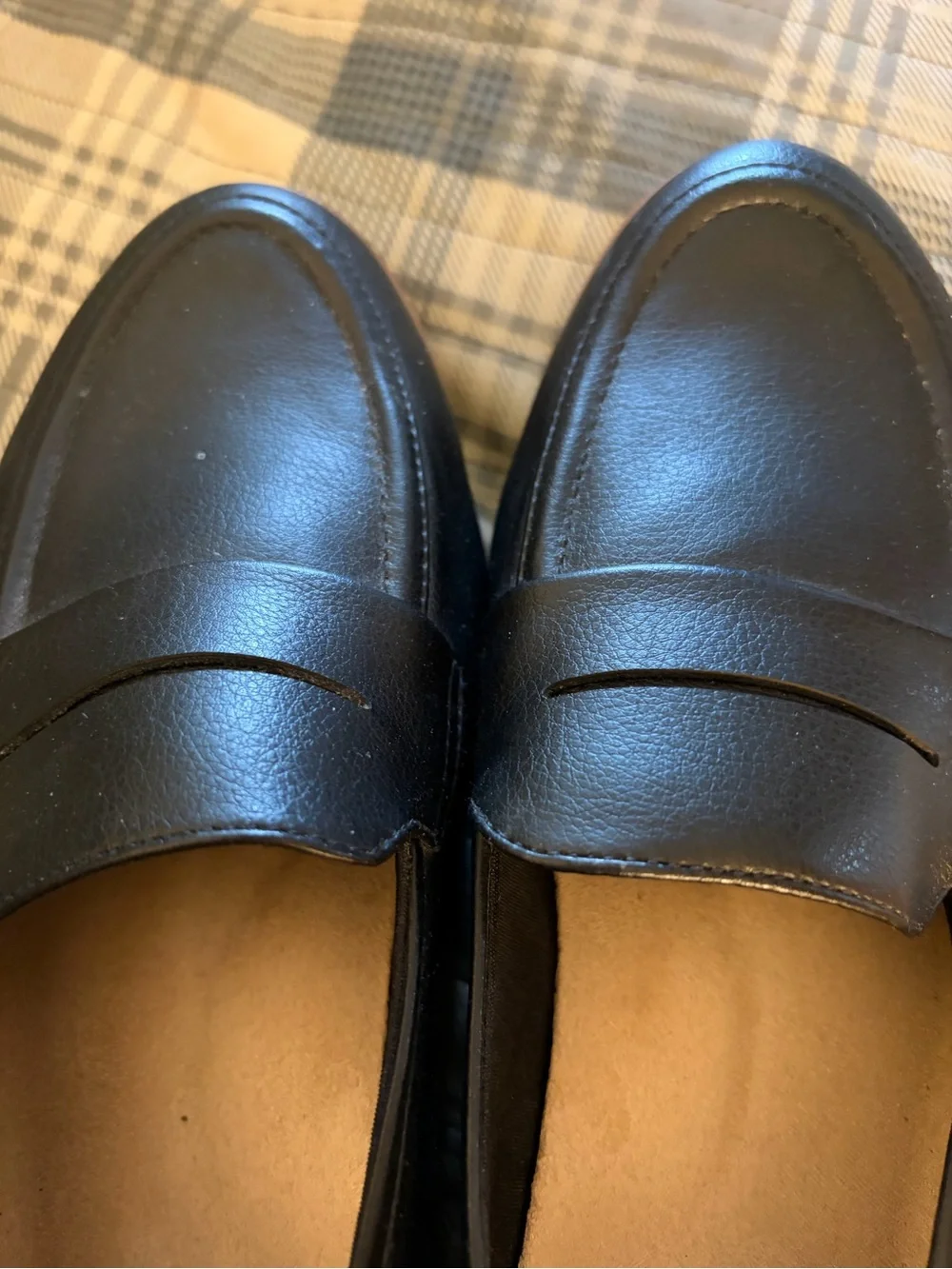 Dr. Scholl's Women’s Nice Day Black Leather Slip-On Penny Loafers. 9.5